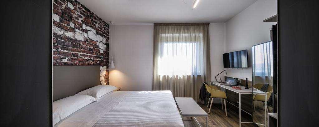 Hotel Corsi - Fiumicino Cameră foto