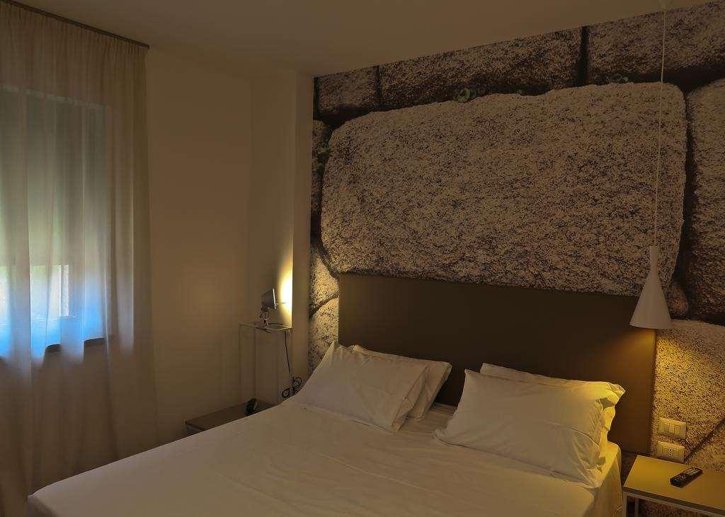 Hotel Corsi - Fiumicino Cameră foto